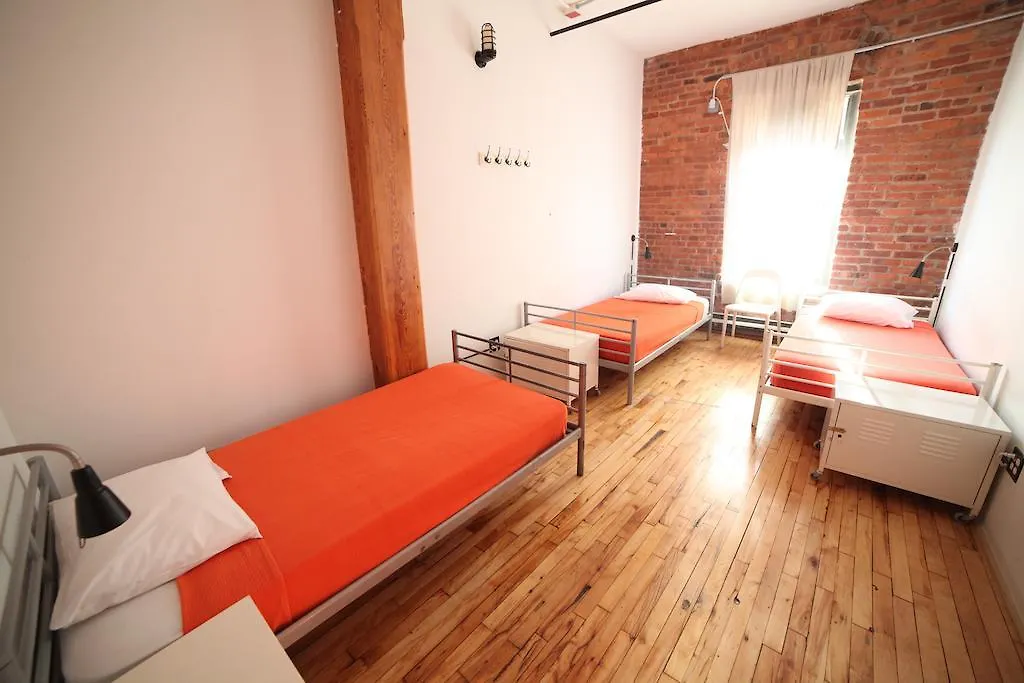 New York Loft Hostel