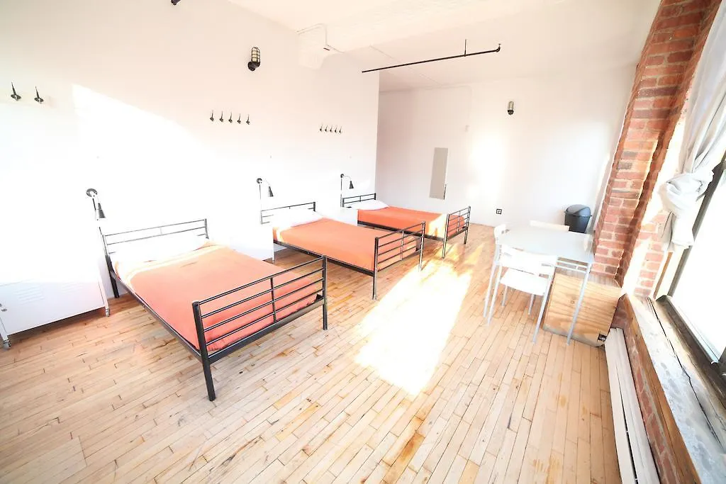 New York Loft Hostel 0*, New York