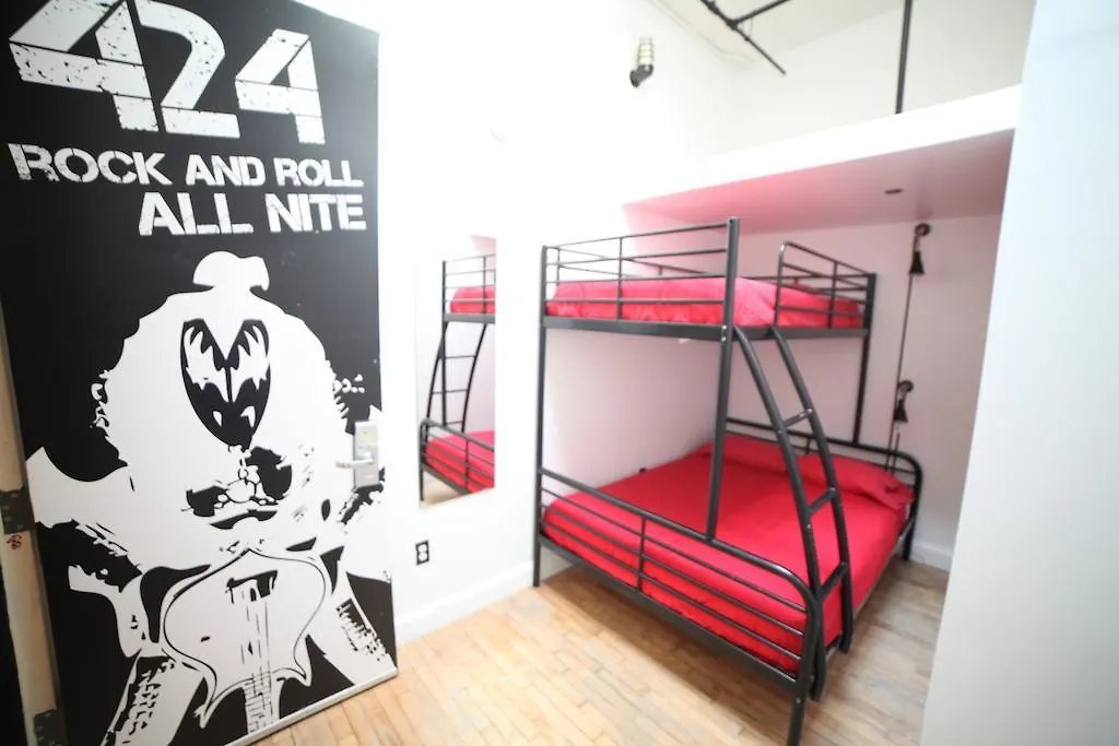 New York Loft Hostel